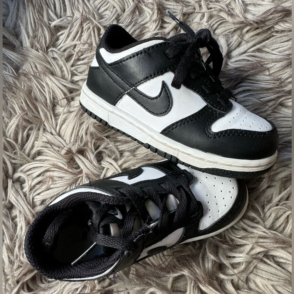 Toddler Black + White Nike Dunk Sneakers